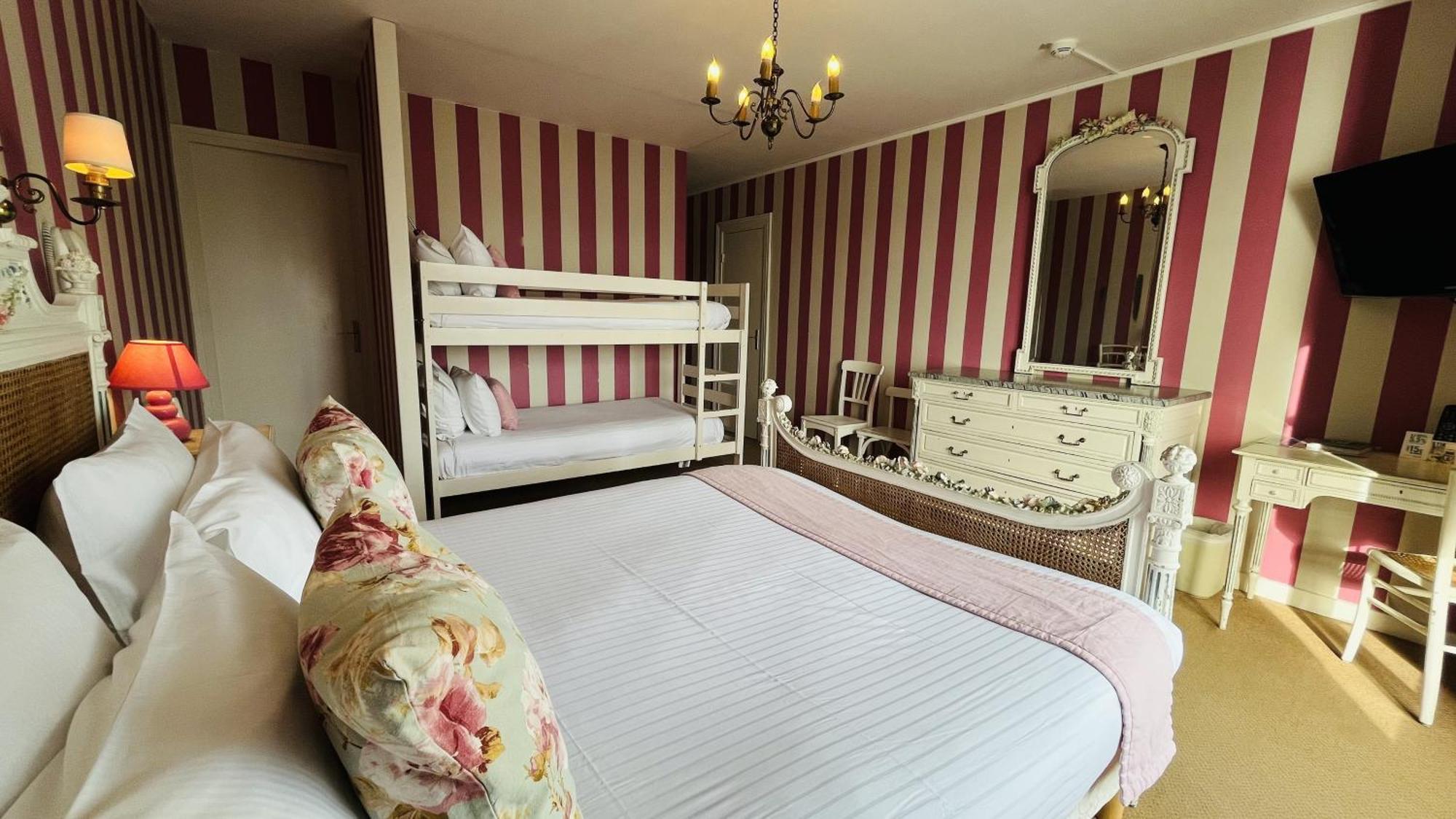Hotel-Restaurant Printania ดีนาร์ ภายนอก รูปภาพ