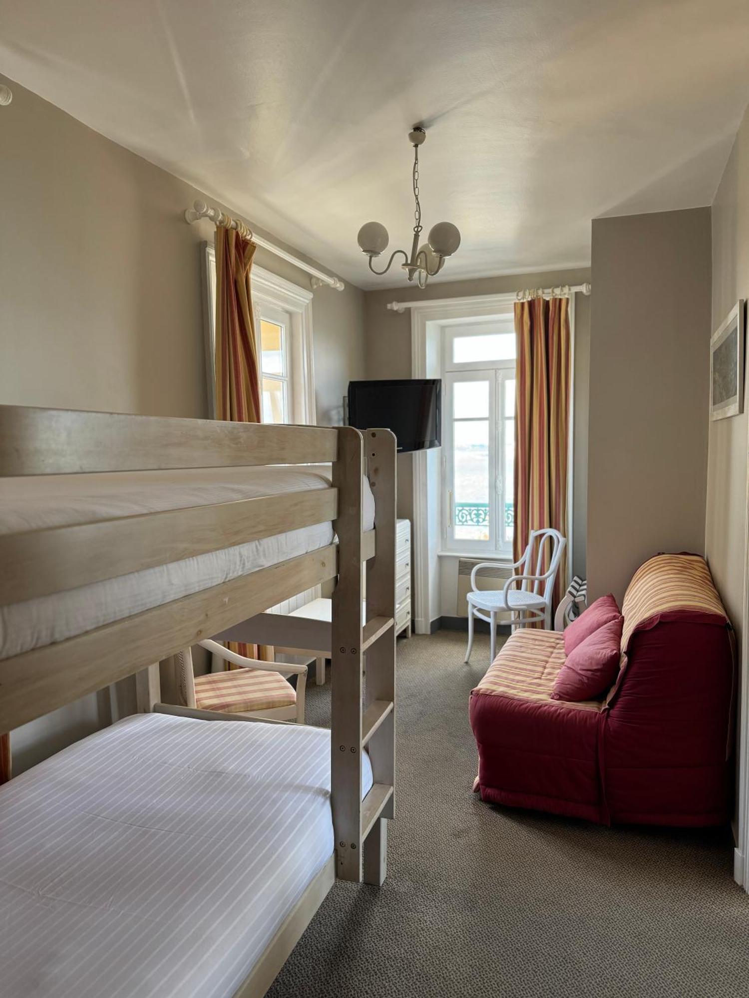Hotel-Restaurant Printania ดีนาร์ ภายนอก รูปภาพ